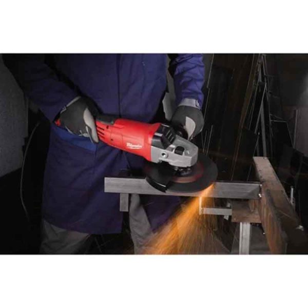 Meuleuse 230 - Milwaukee AG22-230